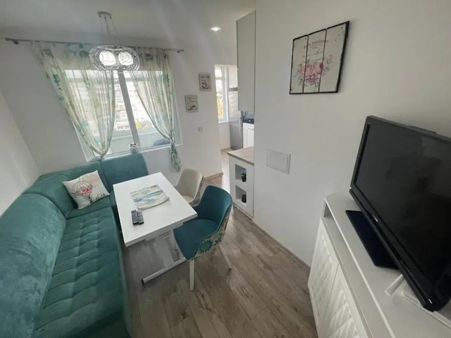 Urban Escape Apartment Varna